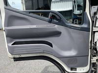 三菱ふそうキャンター冷凍車（冷蔵車）小型（2t・3t）[写真27]