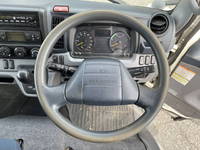 三菱ふそうキャンター冷凍車（冷蔵車）小型（2t・3t）[写真34]