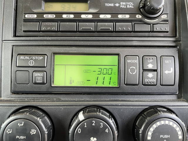 三菱ふそうキャンター冷凍車（冷蔵車）小型（2t・3t）[写真38]