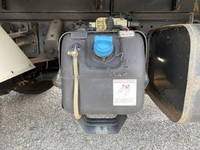 三菱ふそうキャンターアルミバン小型（2t・3t）[写真18]