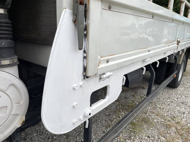 日野デュトロ平ボディ小型（2t・3t）[写真16]