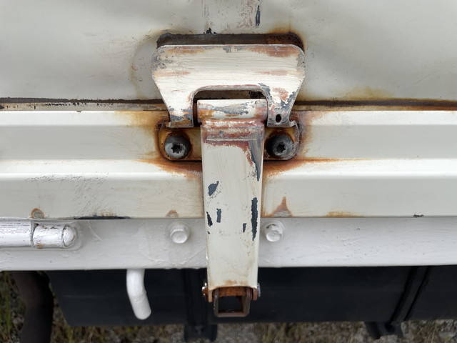 日野デュトロ平ボディ小型（2t・3t）[写真18]