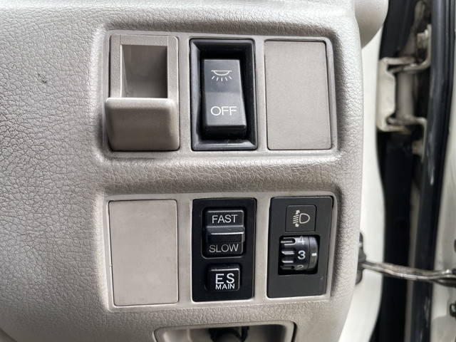 日野デュトロ平ボディ小型（2t・3t）[写真36]