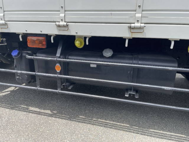 いすゞフォワードクレーン6段増トン（6t・8t）[写真23]