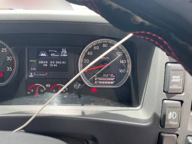 いすゞフォワードクレーン6段増トン（6t・8t）[写真36]