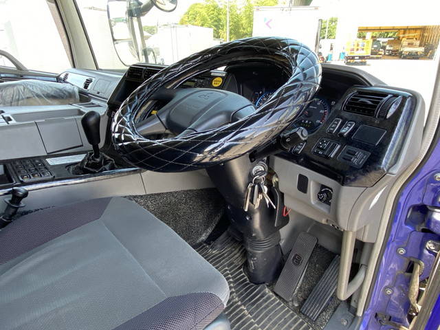 三菱ふそうスーパーグレートセルフローダー大型（10t）[写真31]