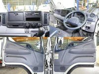 三菱ふそうキャンターアルミバン小型（2t・3t）[写真13]