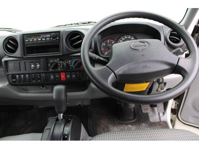 日野デュトロダブルキャブ（Wキャブ）小型（2t・3t）[写真18]