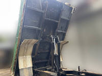 いすゞフォワードダンプ中型（4t）[写真16]