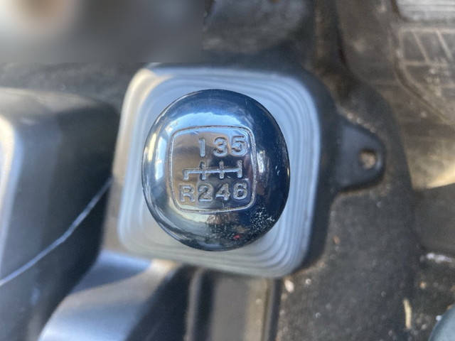 日野レンジャー冷凍車（冷蔵車）中型（4t）[写真30]