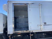 日野レンジャー冷凍車（冷蔵車）中型（4t）[写真04]