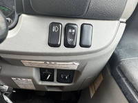 三菱ふそうキャンター平ボディ小型（2t・3t）[写真23]