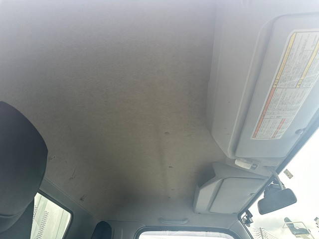 三菱ふそうキャンター平ボディ小型（2t・3t）[写真26]