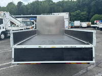 三菱ふそうキャンター平ボディ小型（2t・3t）[写真07]