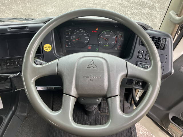 三菱ふそうスーパーグレートトレーラーヘッド（トラクターヘッド）大型（10t）[写真11]