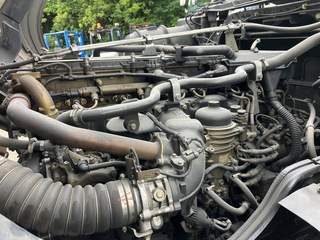 三菱ふそうスーパーグレートトレーラーヘッド（トラクターヘッド）大型（10t）[写真22]