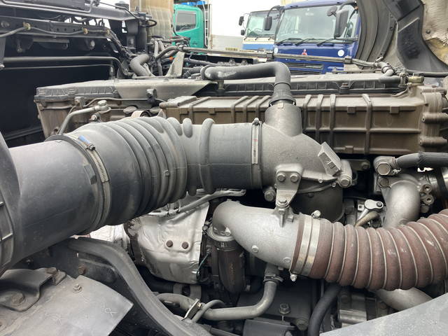 三菱ふそうスーパーグレートトレーラーヘッド（トラクターヘッド）大型（10t）[写真24]