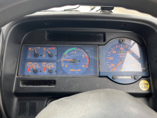 日野レンジャー平ボディ増トン（6t・8t）[写真26]