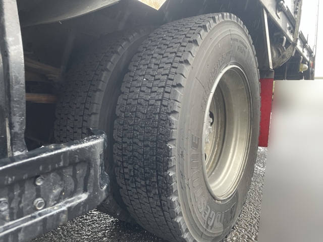 三菱ふそうファイターアルミブロック中型（4t）[写真10]