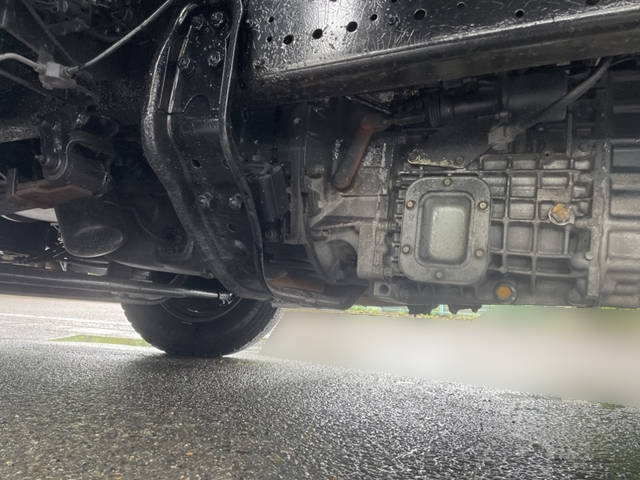 三菱ふそうファイターアルミブロック中型（4t）[写真19]