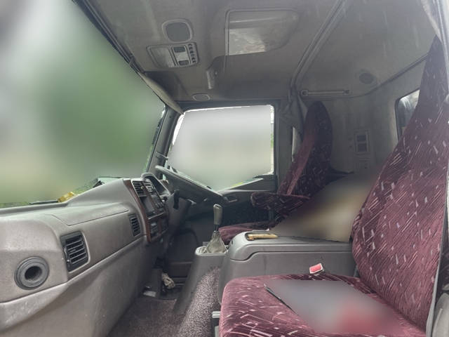 三菱ふそうファイターアルミブロック中型（4t）[写真30]