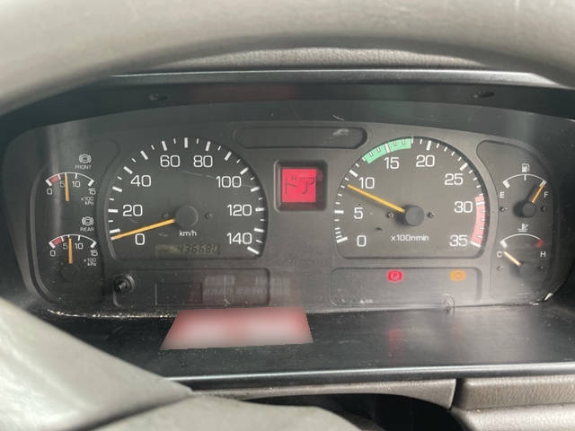 三菱ふそうファイターアルミブロック中型（4t）[写真36]