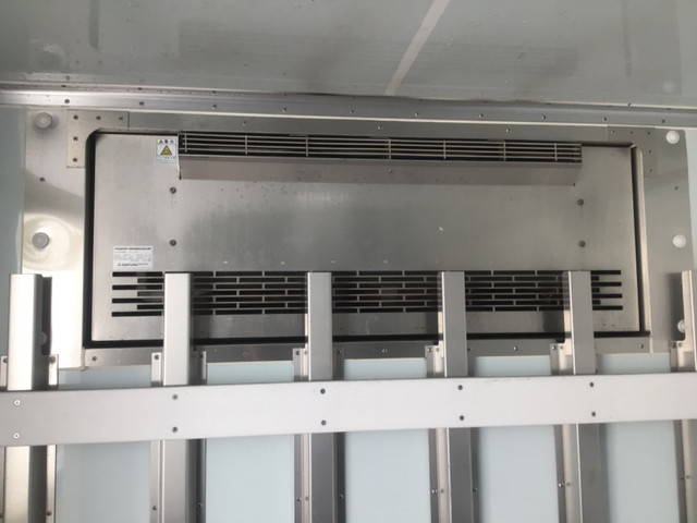 日野レンジャー冷凍車（冷蔵車）中型（4t）[写真10]