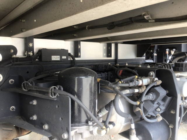 日野レンジャー冷凍車（冷蔵車）中型（4t）[写真22]