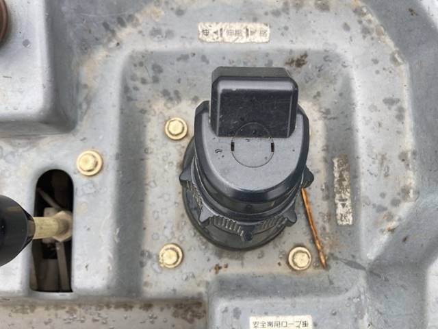 いすゞエルフ高所作業車小型（2t・3t）[写真15]