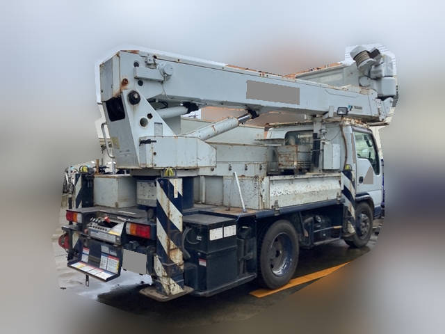 いすゞエルフ高所作業車小型（2t・3t）[写真02]