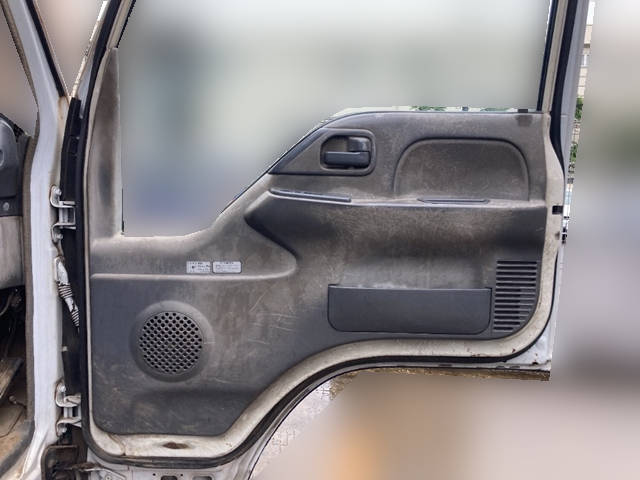 いすゞエルフ高所作業車小型（2t・3t）[写真31]