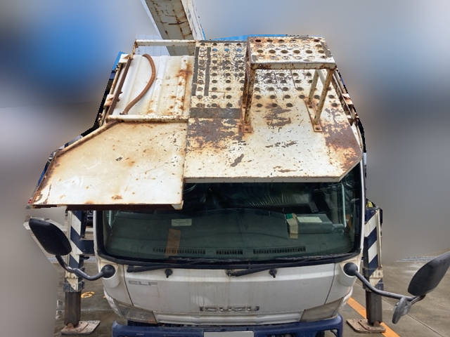 いすゞエルフ高所作業車小型（2t・3t）[写真04]