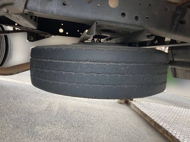 いすゞエルフ平ボディ小型（2t・3t）[写真13]