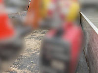 いすゞエルフ平ボディ小型（2t・3t）[写真06]