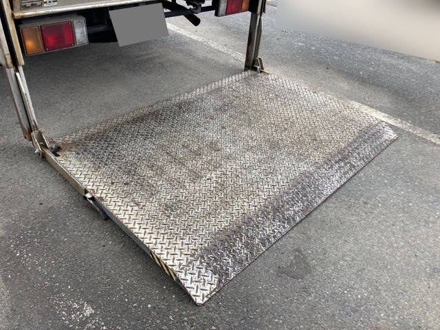 いすゞエルフ平ボディ小型（2t・3t）[写真09]