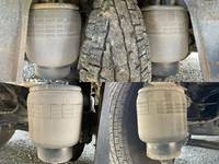 UDトラックスクオンアルミウイング大型（10t）[写真23]