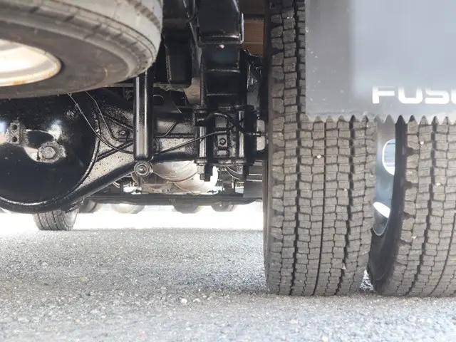 三菱ふそうキャンターアルミブロック小型（2t・3t）[写真26]