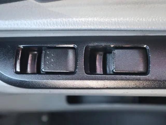 三菱ふそうキャンターアルミブロック小型（2t・3t）[写真38]