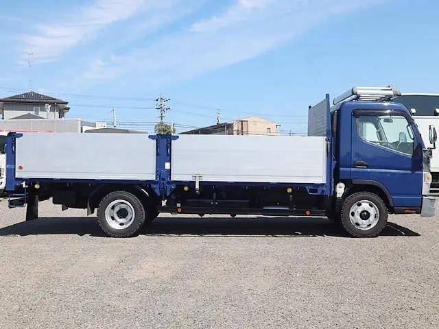 三菱ふそうキャンターアルミブロック小型（2t・3t）[写真05]