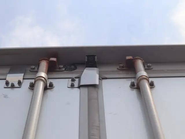 トヨタトヨエースアルミバン小型（2t・3t）[写真15]