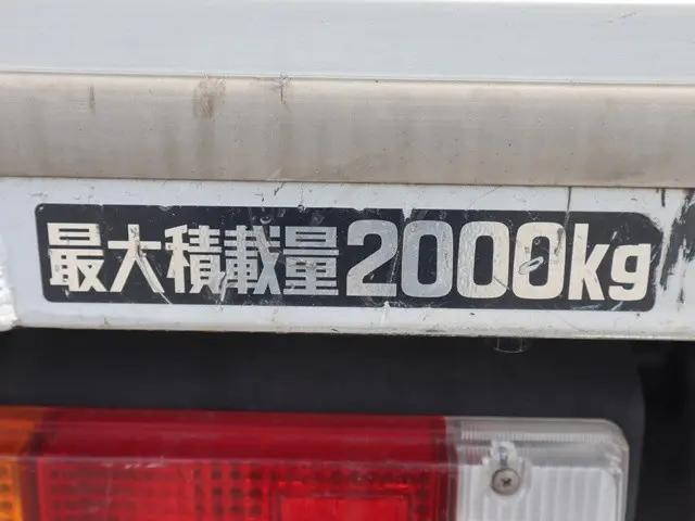 トヨタトヨエースアルミバン小型（2t・3t）[写真17]