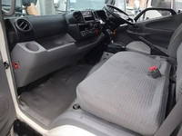 トヨタトヨエースアルミバン小型（2t・3t）[写真25]