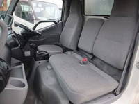 トヨタトヨエースアルミバン小型（2t・3t）[写真26]