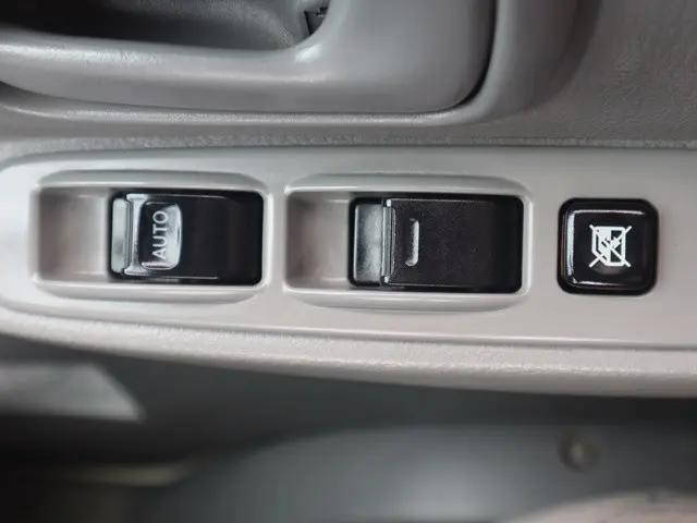 トヨタトヨエースアルミバン小型（2t・3t）[写真31]