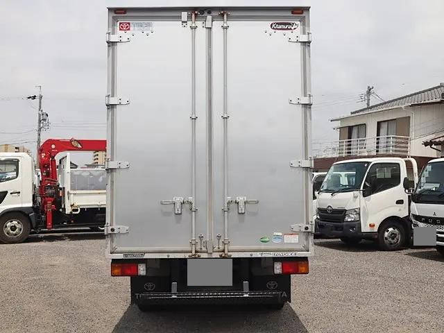 トヨタトヨエースアルミバン小型（2t・3t）[写真06]