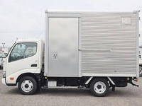 トヨタトヨエースアルミバン小型（2t・3t）[写真08]