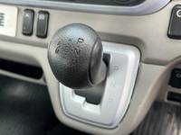 三菱ふそうキャンター平ボディ小型（2t・3t）[写真13]