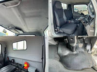 三菱ふそうキャンター平ボディ小型（2t・3t）[写真15]