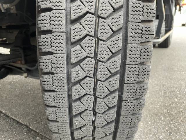 三菱ふそうアトラス幌ウイング小型（2t・3t）[写真22]