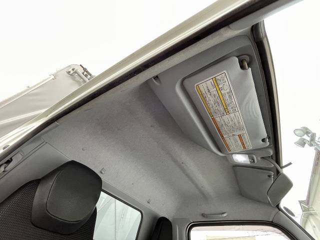 三菱ふそうアトラス幌ウイング小型（2t・3t）[写真34]